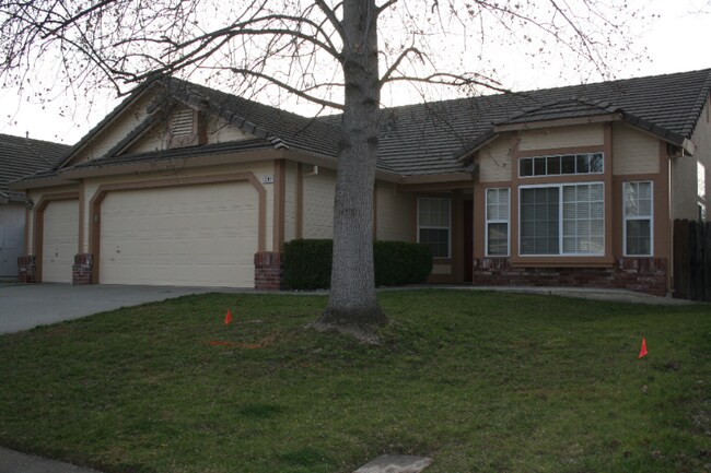 Building Photo - 1297 Canevari Dr