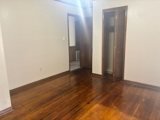 Foto del edificio - 3957 California Ave