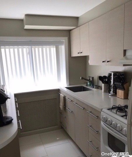 Foto del edificio - 422 E Market St