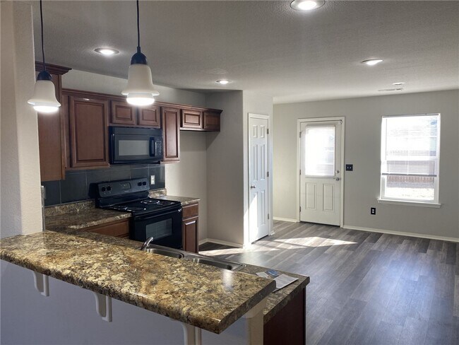 Building Photo - 1426 Apollo Dr