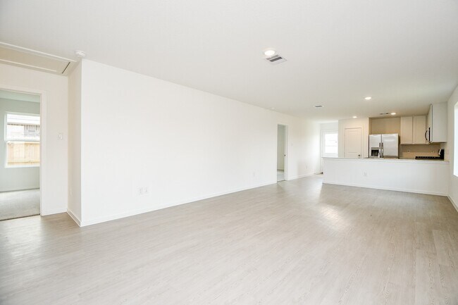 Foto del edificio - 6859 Lantana Leaf Ln