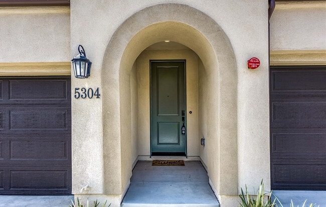 Front Door - 5304 Harvard Way