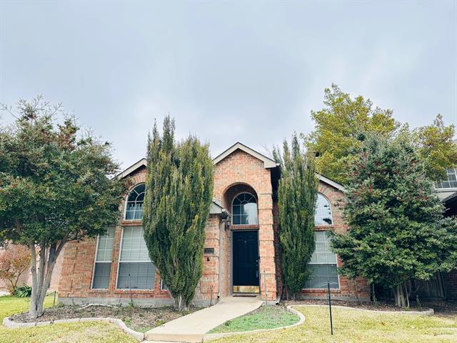 Foto principal - 3029 Brookshire Dr