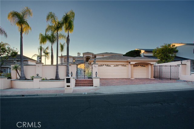 Building Photo - 55 Montecito Dr