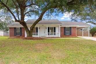 Building Photo - 7245 Pecan Terrace Dr