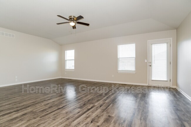 Foto del edificio - 738 S Cypress St