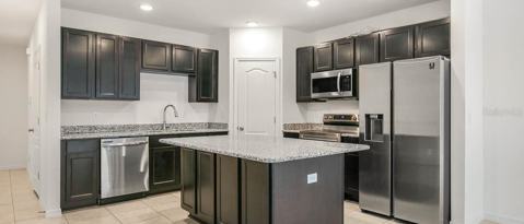 Foto del edificio - 4713 Trout Lily St