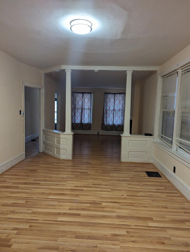 Foto del edificio - 222 W 23rd St