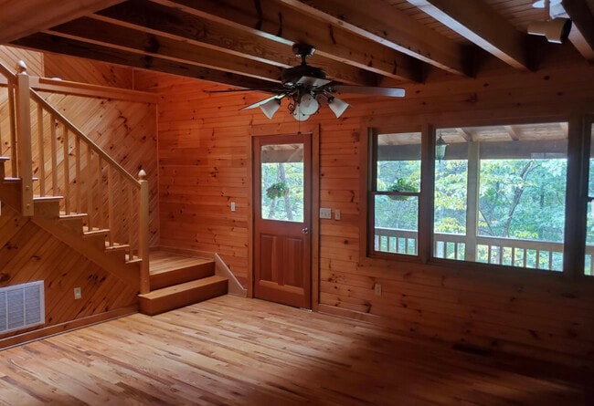 Foto del edificio - 111 Marlbrook Ln