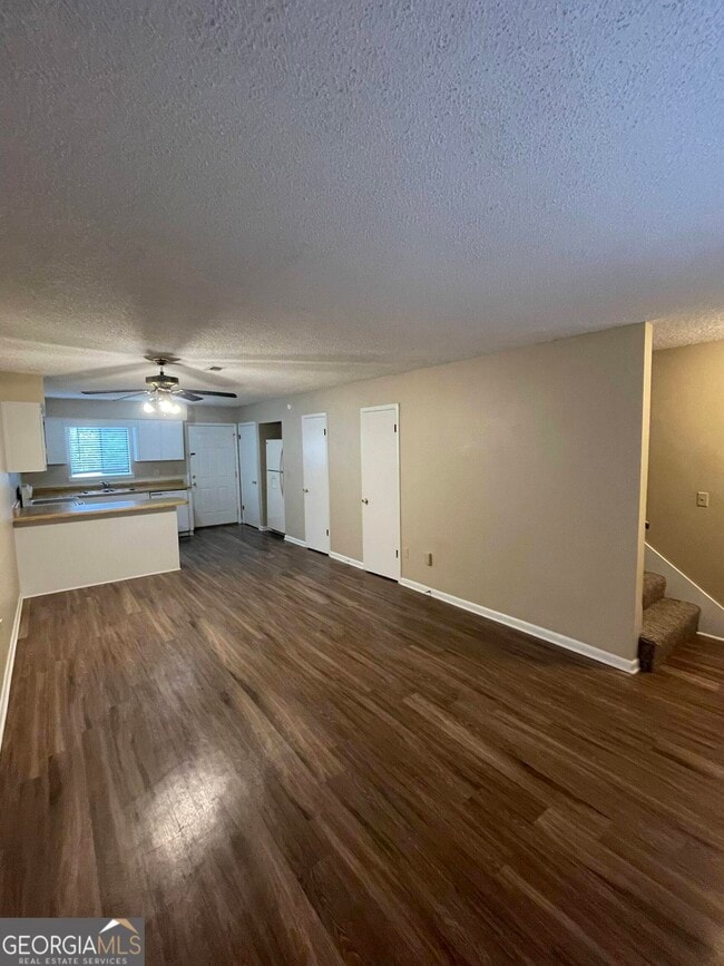 Building Photo - 119 S East St