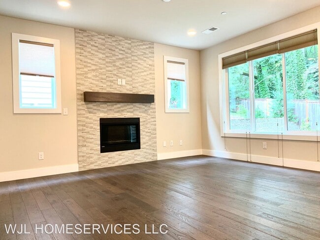 Building Photo - 3 br, 2.5 bath House - 13758 NE 100th Ct