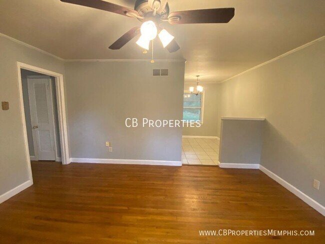 Building Photo - 2970 Chaucer Ln