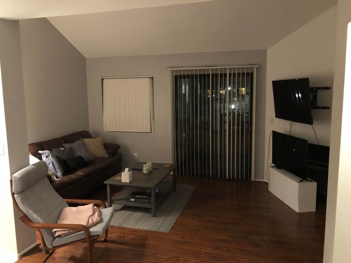 8321 Vineyard Ave Unit 6, Rancho Cucamonga, CA 91730 Condo for Rent