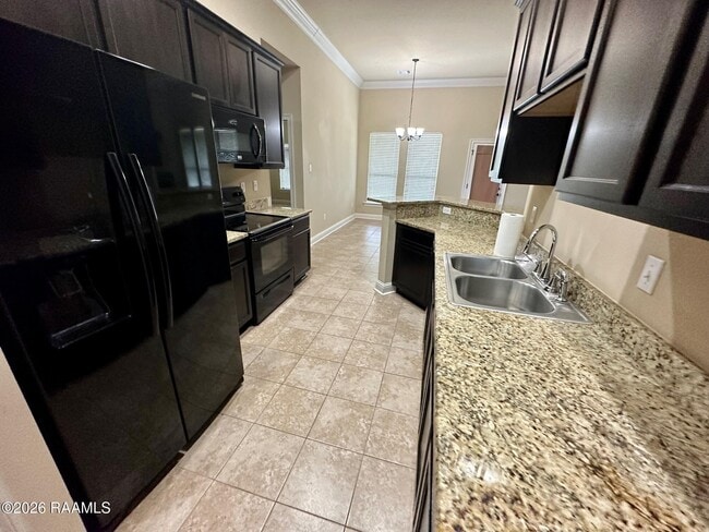 Building Photo - 42537 Wynstone Drive