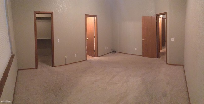 Building Photo - 16401 Everglade Ln