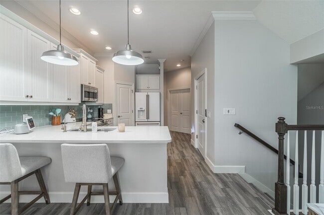 Building Photo - 3162 Moorings Dr S