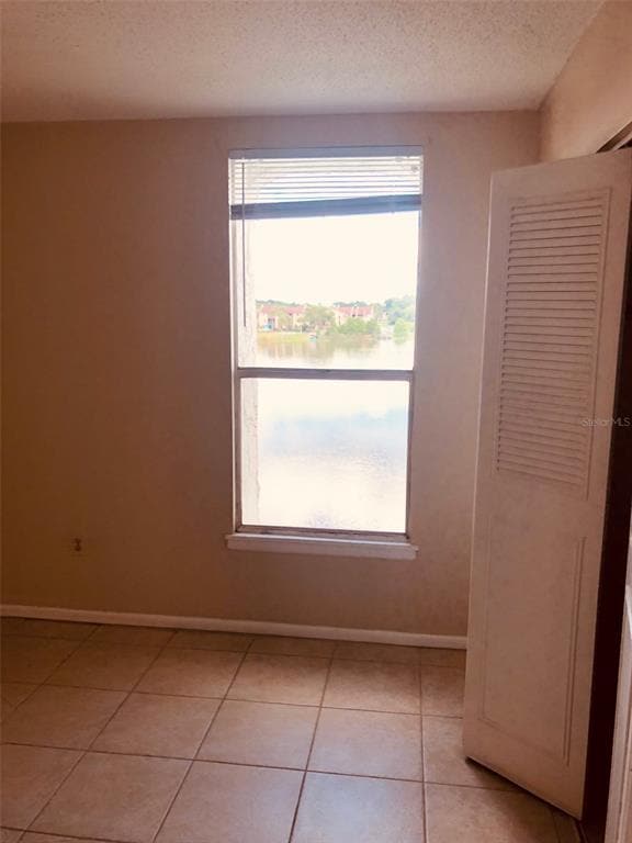 Building Photo - 524 Orange Dr