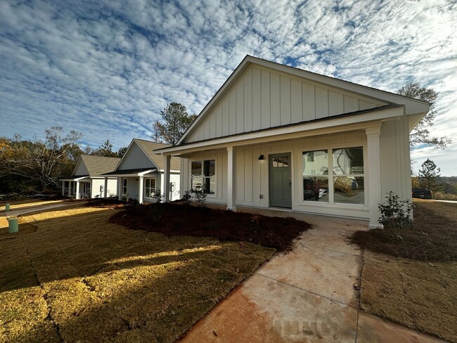 Building Photo - NEW CONSTRUCTION 2 BEDROOM HOME AVAILABLE ...