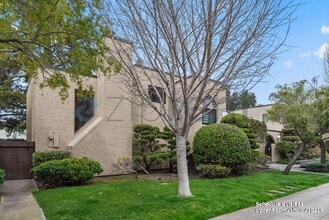 Building Photo - 272 Montebello Ave