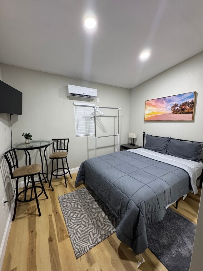 Foto del edificio - 6513 E 25th Ave