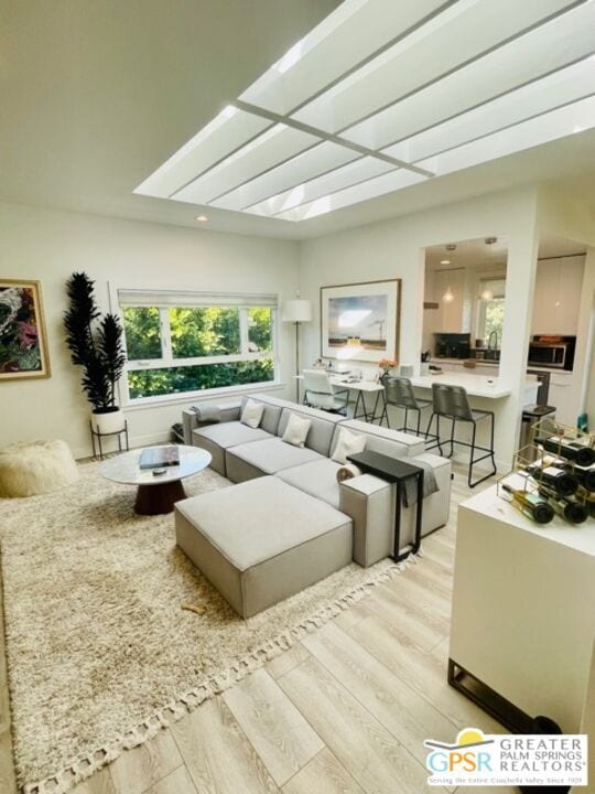 Foto del edificio - 717 Orlando Ave
