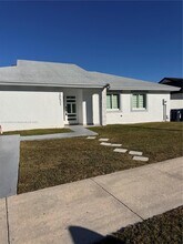 Building Photo - 20521 SW 125th Ave