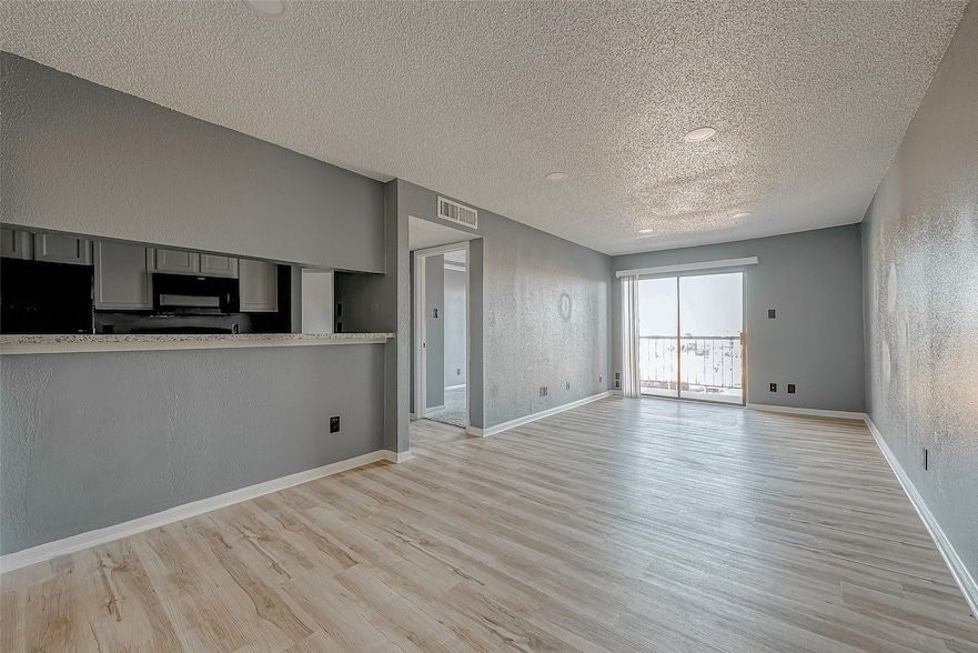 Photo - 2830 S Bartell Drive Unit 311