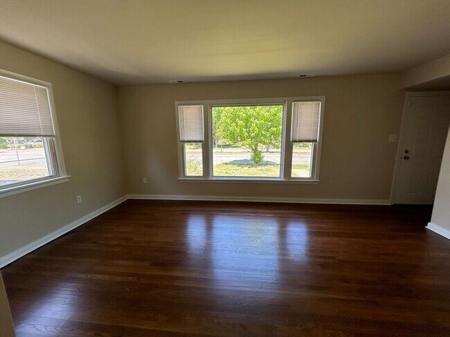 Foto del edificio - 3314 Semmes Avenue