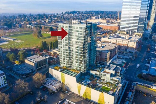 Building Photo - 2 bedroom in Bellevue WA 98004