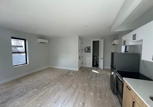 Foto del edificio - 1330 Prospect Pl
