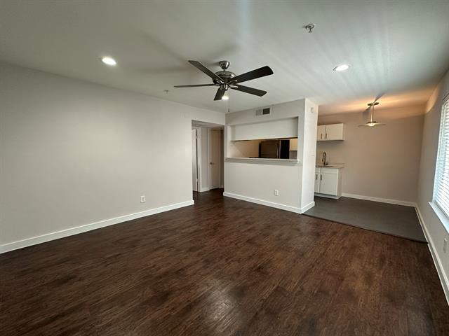 Foto del edificio - 5408 Reiger Ave
