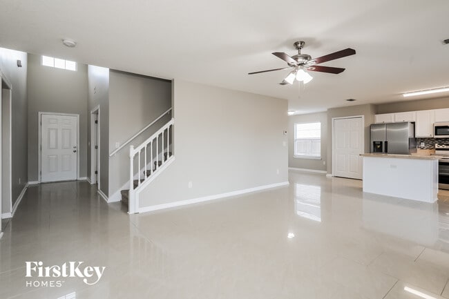 Foto del edificio - 1240 Loquat Ct