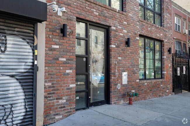 Building Entrance - 40 Schaefer St