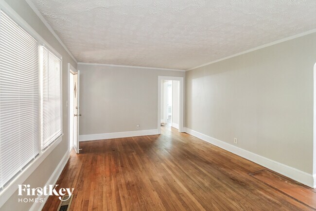 Foto del edificio - 868 Rochelle Dr SW