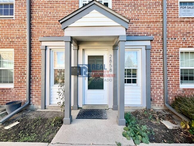 Photo - 2858 Jasmine St Townhome