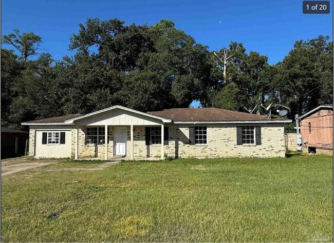 Building Photo - 1545 Kyle Dr