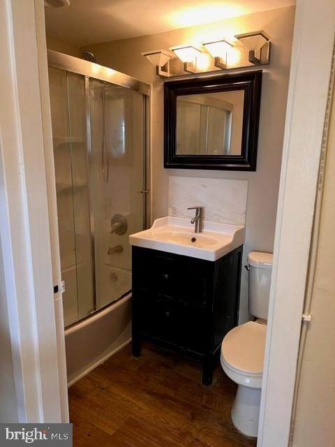Foto del edificio - 7400 Lakeview Dr