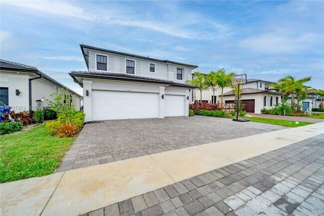 Foto del edificio - 4416 SW 174th Ave