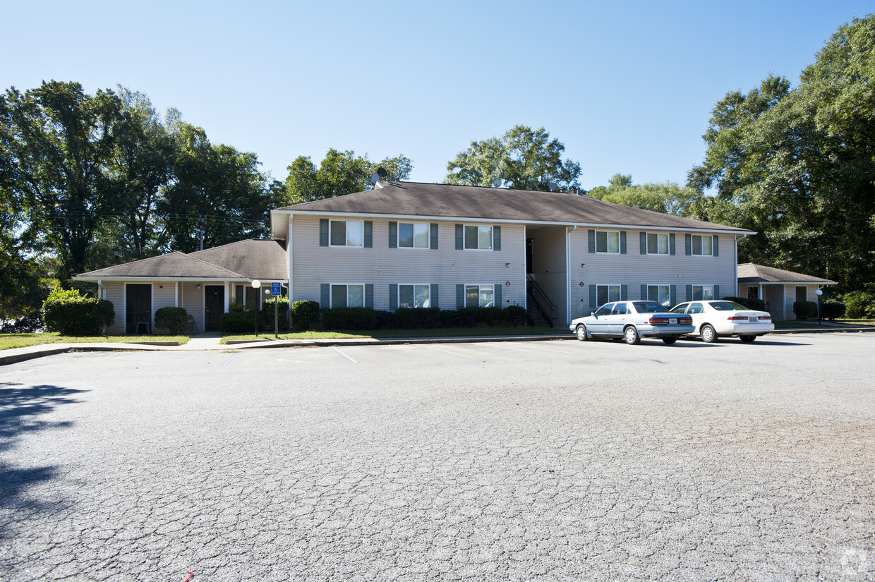 Building Photo - Heritage Heights