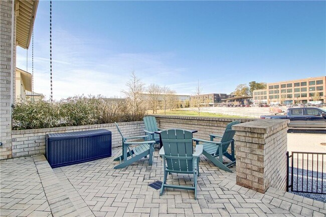 Foto del edificio - 580 Heatherden Ave