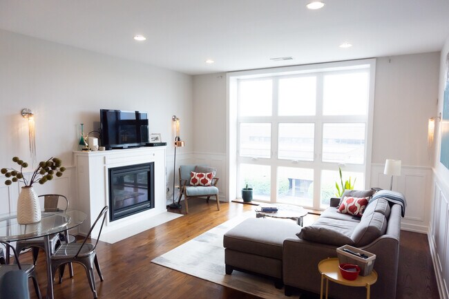 Foto del edificio - 2431 Belmont W Ave