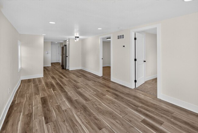 Foto del edificio - Newly Updated!! 3 Bedroom, 1 Bathroom Home in Des Moines!