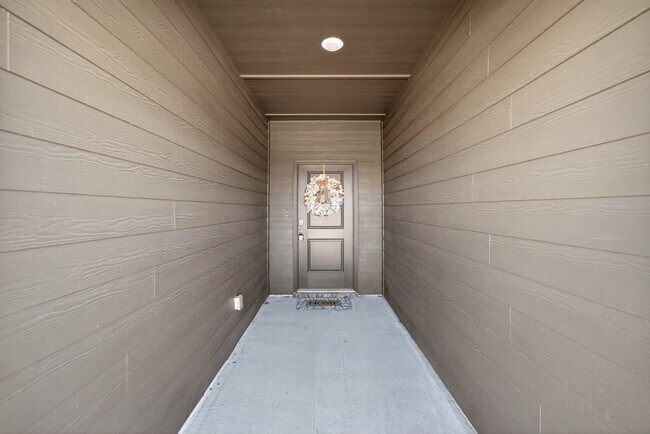 Foto del edificio - 405 S 85th St