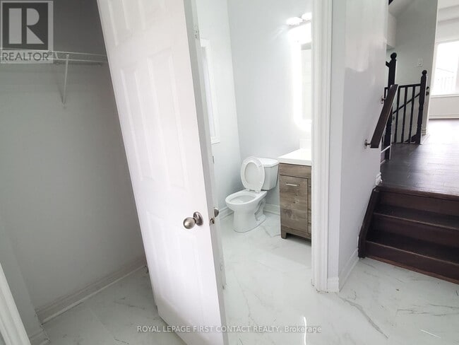 Building Photo - 87 Pearcey Cr