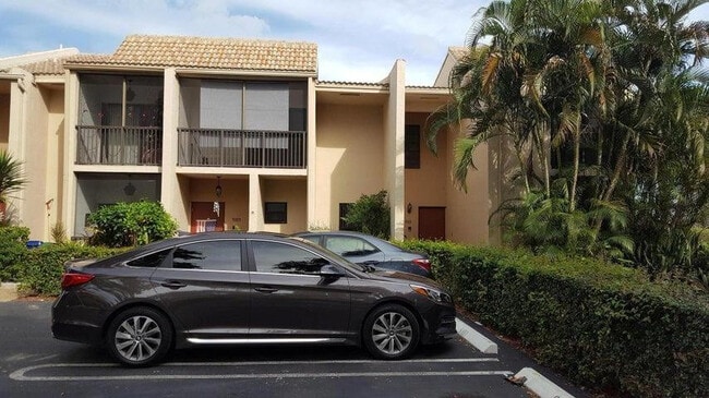 Foto del edificio - 9101 NW 38th Dr