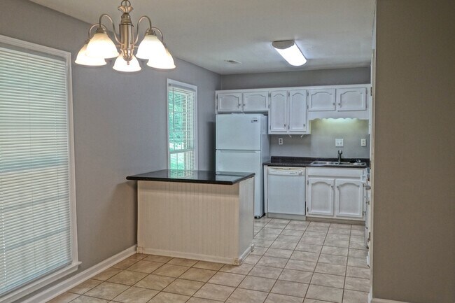 Foto del edificio - 111 Scarlet Oak Cir