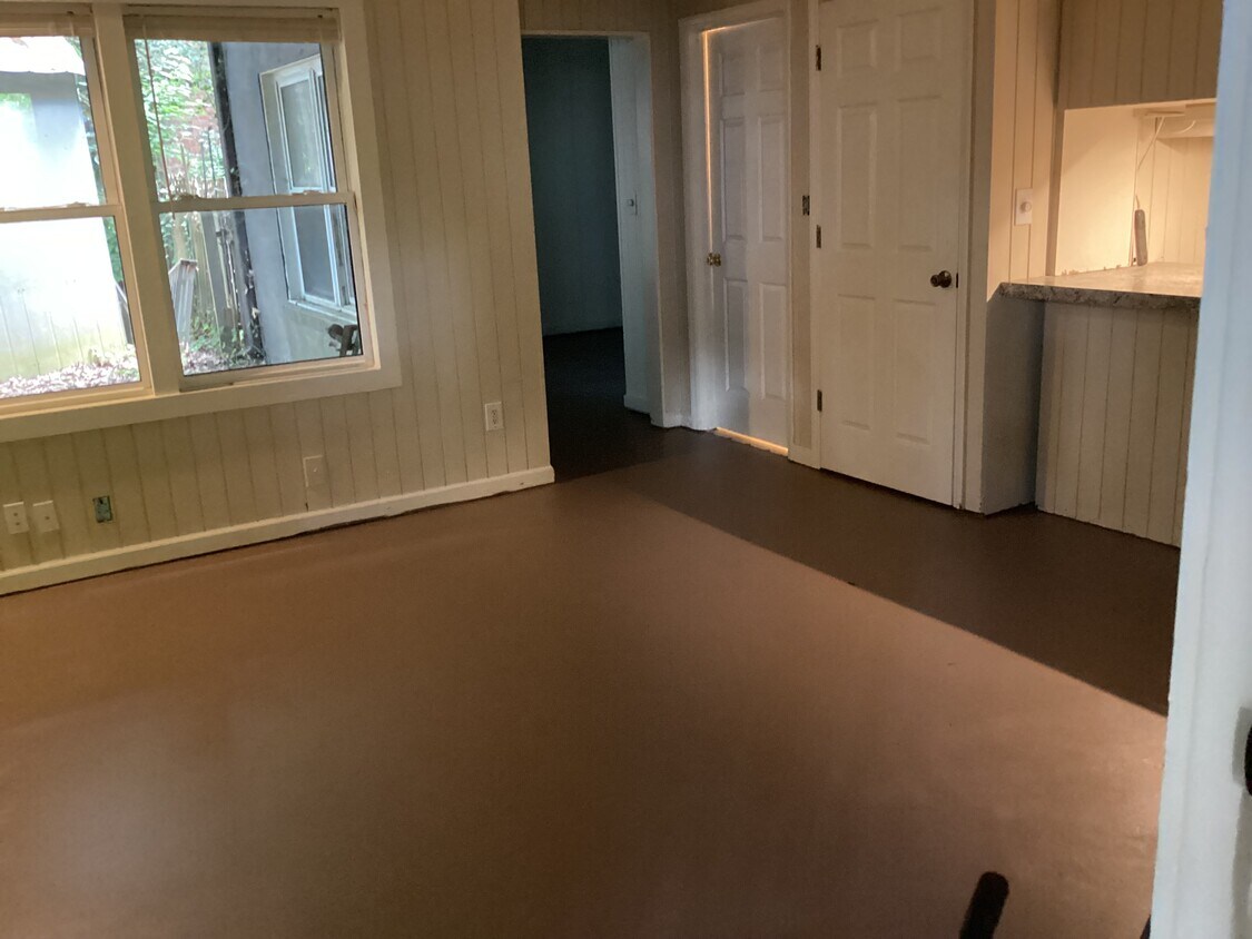 Foto principal - 612 Leawood Dr