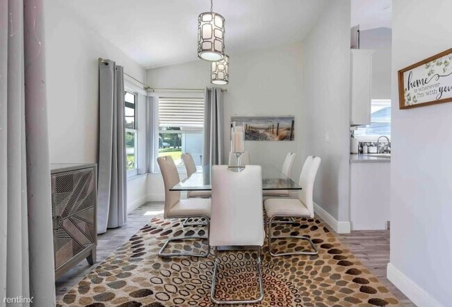 Foto del edificio - 3 br, 2 bath House - 514 Enfield Rd