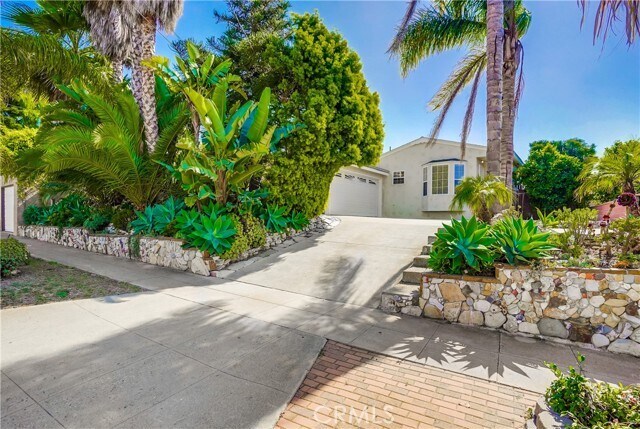Foto principal - 851 W Hamilton Ave