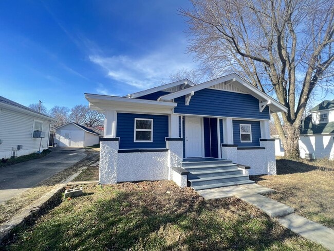 Building Photo - 3 Bed 1 Bath Springfield, MO